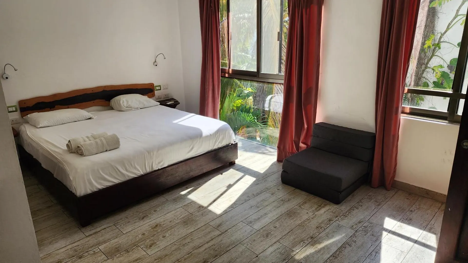 The Green Village Boutique Hotel Плая-дель-Кармен