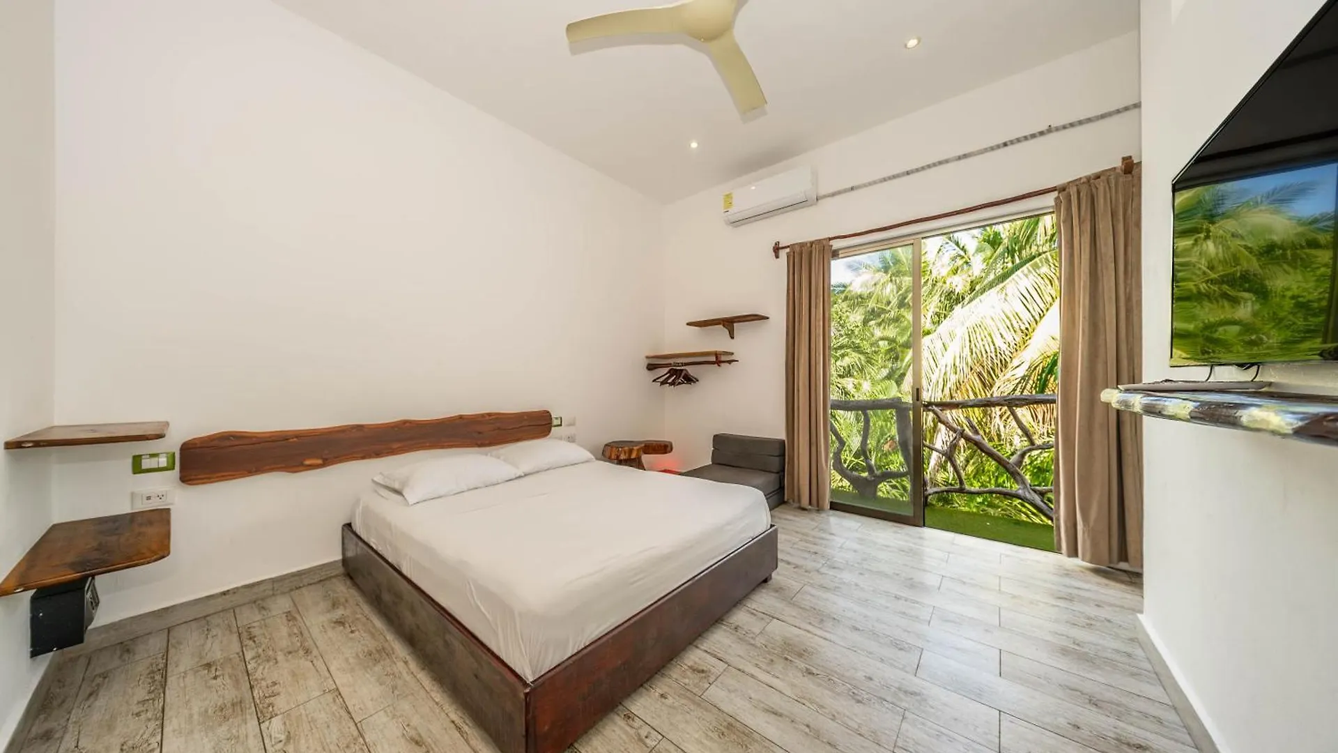 The Green Village Boutique Hotel Плая-дель-Кармен Мексика