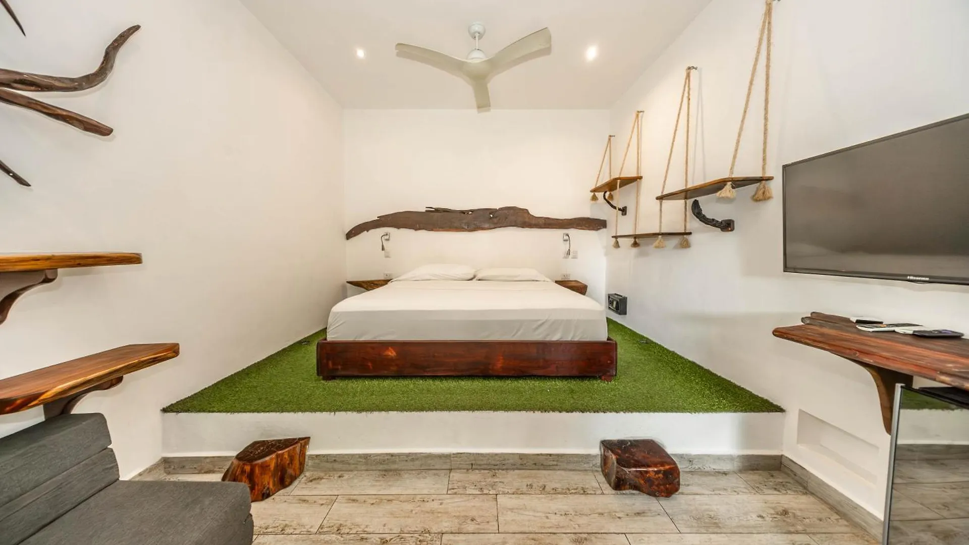 The Green Village Boutique Hotel Плая-дель-Кармен