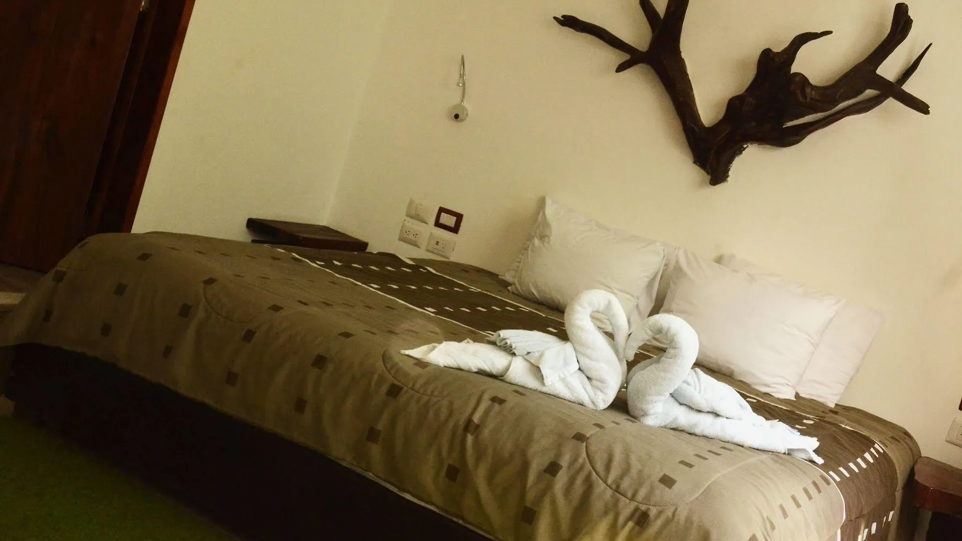 The Green Village Boutique Hotel Плая-дель-Кармен